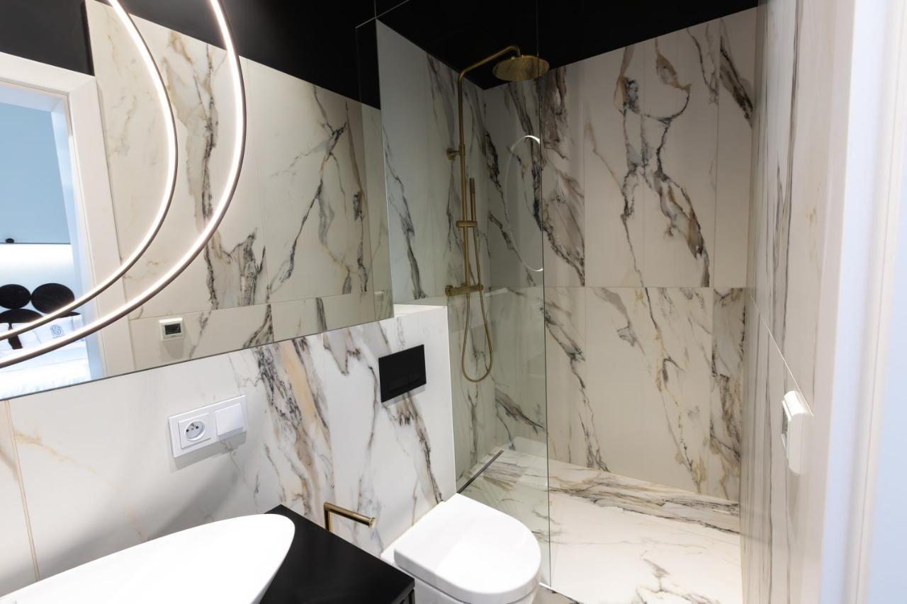 Srebrna Luxury - Fabrykancka - Wnetrza Premium Apartament