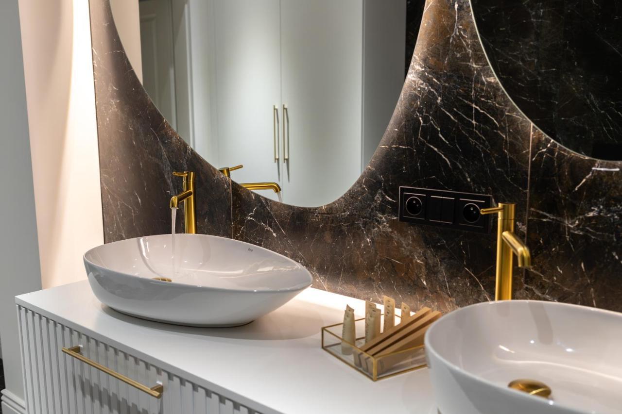Srebrna Luxury - Fabrykancka - Wnetrza Premium Łódź